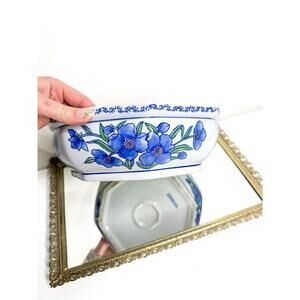 Vintage AAA Imports Hand Painted Floral Octagon Planter Blue Flowers , Grand-mil